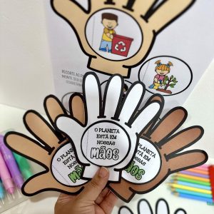 Livrinho – O Planeta Está em Nossas Mãos - Dia do Meio Ambiente