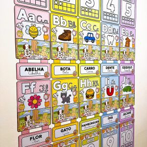 Alfabeto + Numerais de Parede Bobbie Goods - Decoração Escolar