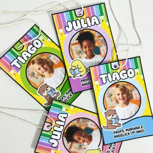 Crachás de Pescoço Editáveis - Volta às Aulas