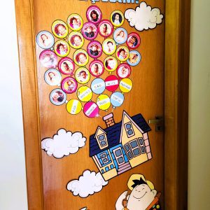Decoração de Porta - UP - Bem-Vindos - Volta às Aulas