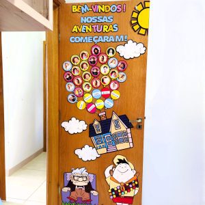Decoração de Porta - UP - Bem-Vindos - Volta às Aulas