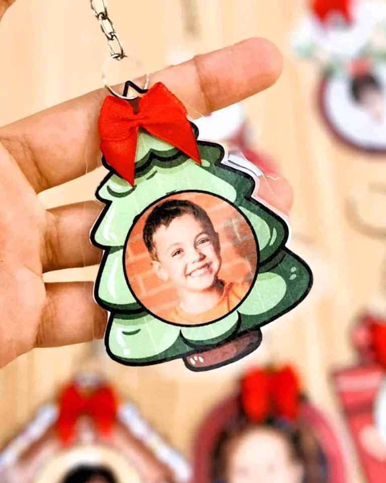 Chaveiros Natalinos Personalizáveis no Canva — foto 5
