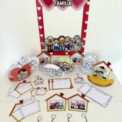 Decoração Dia da Família com moldura e lembrancinhas personalizadas.