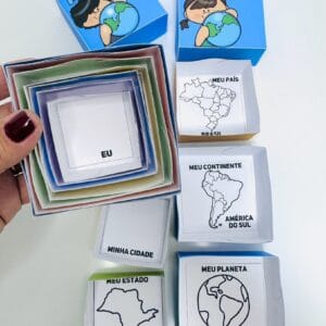 Caixa-Múndi - Kit pedagógico interativo com recursos para ensinar sobre os continentes, culturas e geografia de forma divertida e envolvente