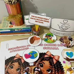 Material educativo sobre as cores de Suzana com personagens e atividades.