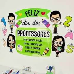 Ilustração comemorativa do Dia dos Professores com personagens e mensagens.