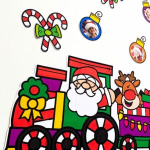 Painel de Natal editável no Canva! Personalize com fotos dos alunos nas bolinhas de Natal. Ideal para escolas e decoração temática. 🎄✨