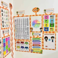 Decoração educativa com jogos e atividades para crianças.