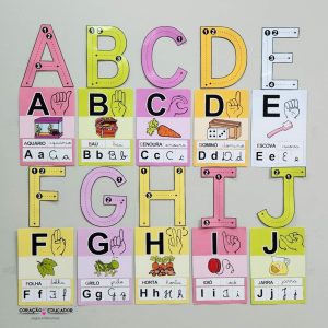 Alfabeto de Parede - Cores - Decoração Escolar