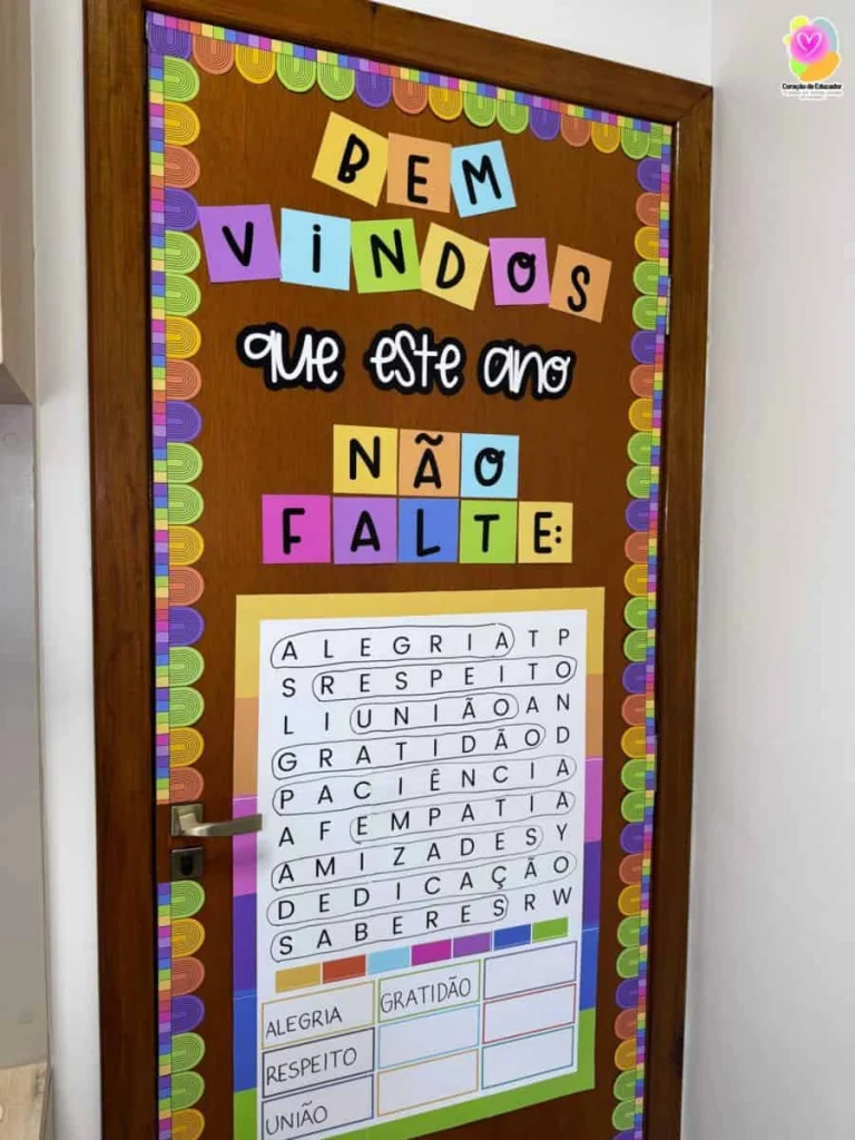Painel Porta Afetiva com Caça-Palavras — foto 1