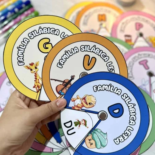 Roleta silábica com letras e imagens para ensino de sílabas.