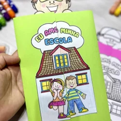 Lapbook com desenho de escola e crianças coloridas para educação infantil.