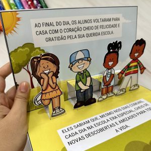 Livro 3D - O Dia da Escola - Dia da Escola - Pedagogia de Ideias Livro 3D - O Dia da Escola - Dia da Escola