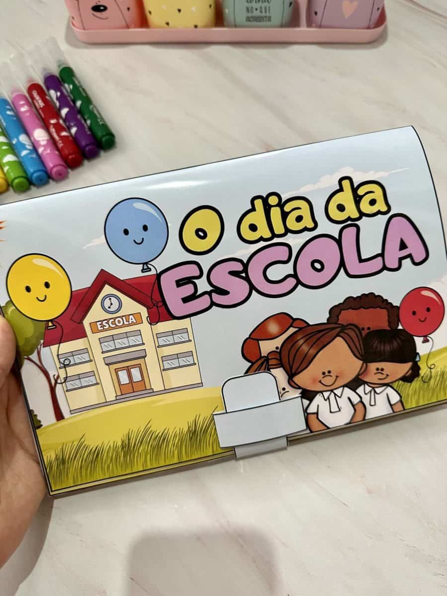 Livro 3D - O Dia da Escola - Dia da Escola