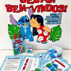 Material escolar de volta às aulas com personagens Lilo & Stitch.