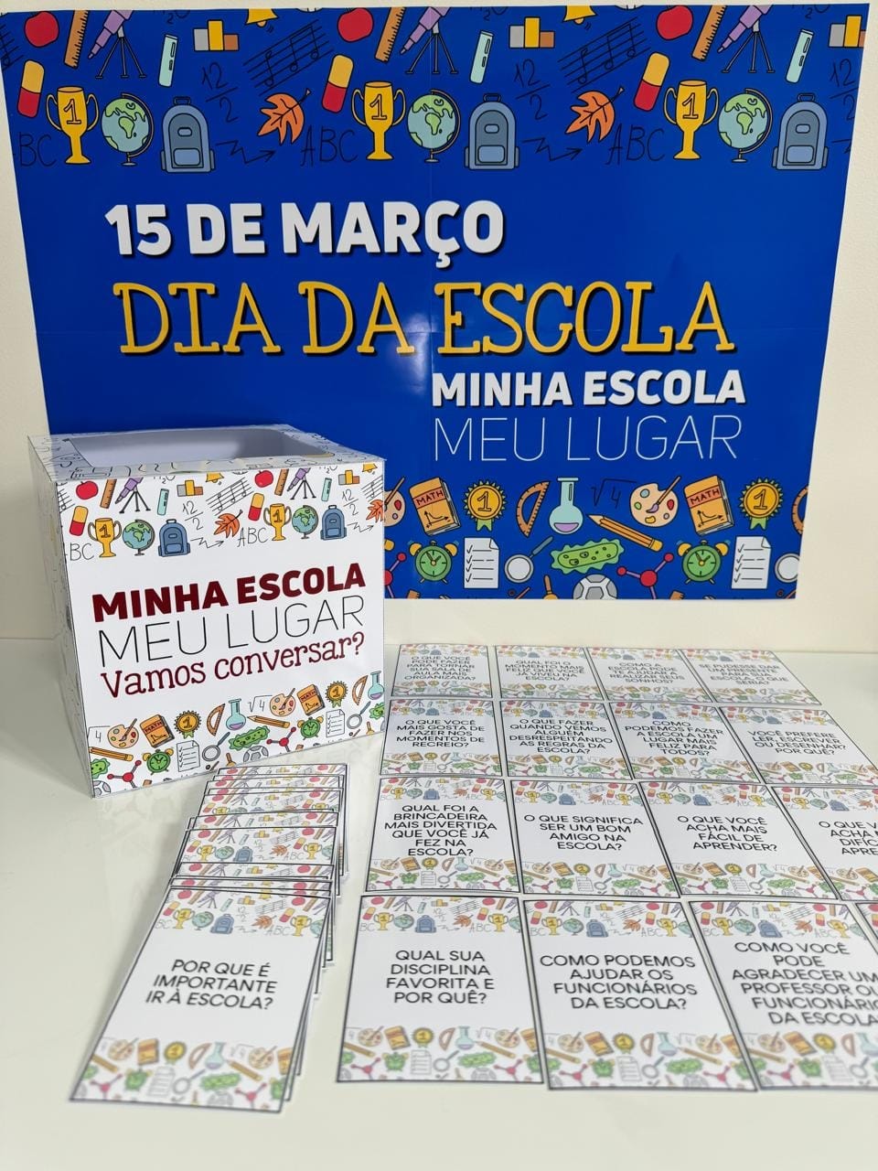 Caixa de Perguntas - Dia da Escola - Dia da Escola - Pedagogia de Ideias Caixa de Perguntas - Dia da Escola - Dia da Escola