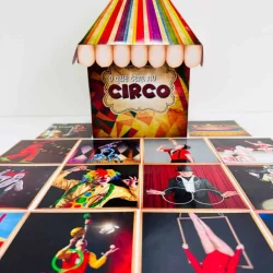 Caixa decorada com tema de circo e fotos de artistas circenses.