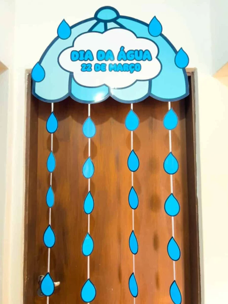 Decoração de Porta Dia da Água — foto 2