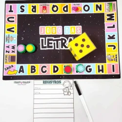 Jogo das Letras com tabuleiro colorido e dados para crianças.