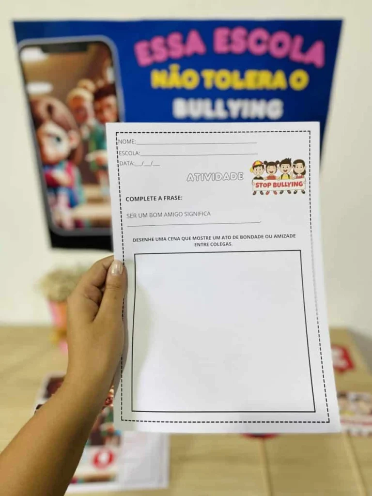 Kit Combate ao Bullying com Painel e Atividades — foto 11