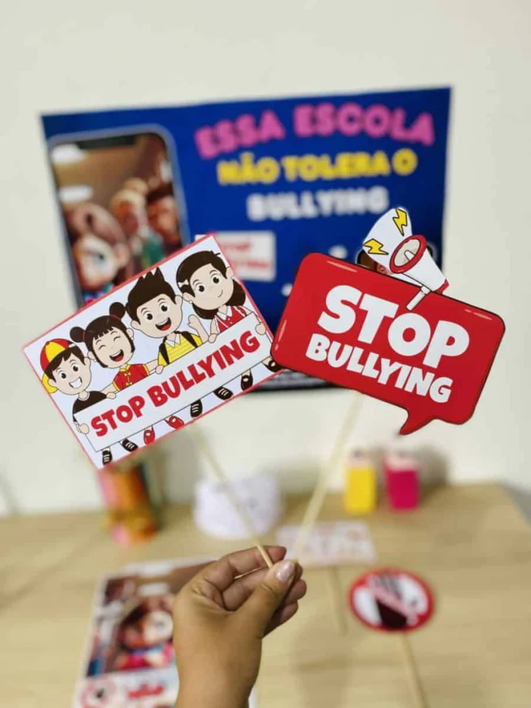 Kit Combate ao Bullying com Painel e Atividades — foto 8