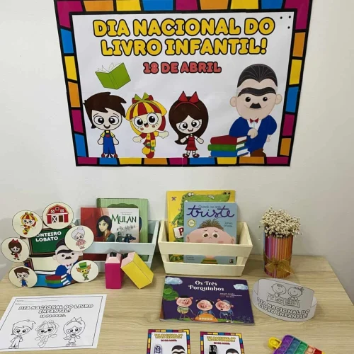 Celebração do Dia Nacional do Livro Infantil com livros e atividades educativas.