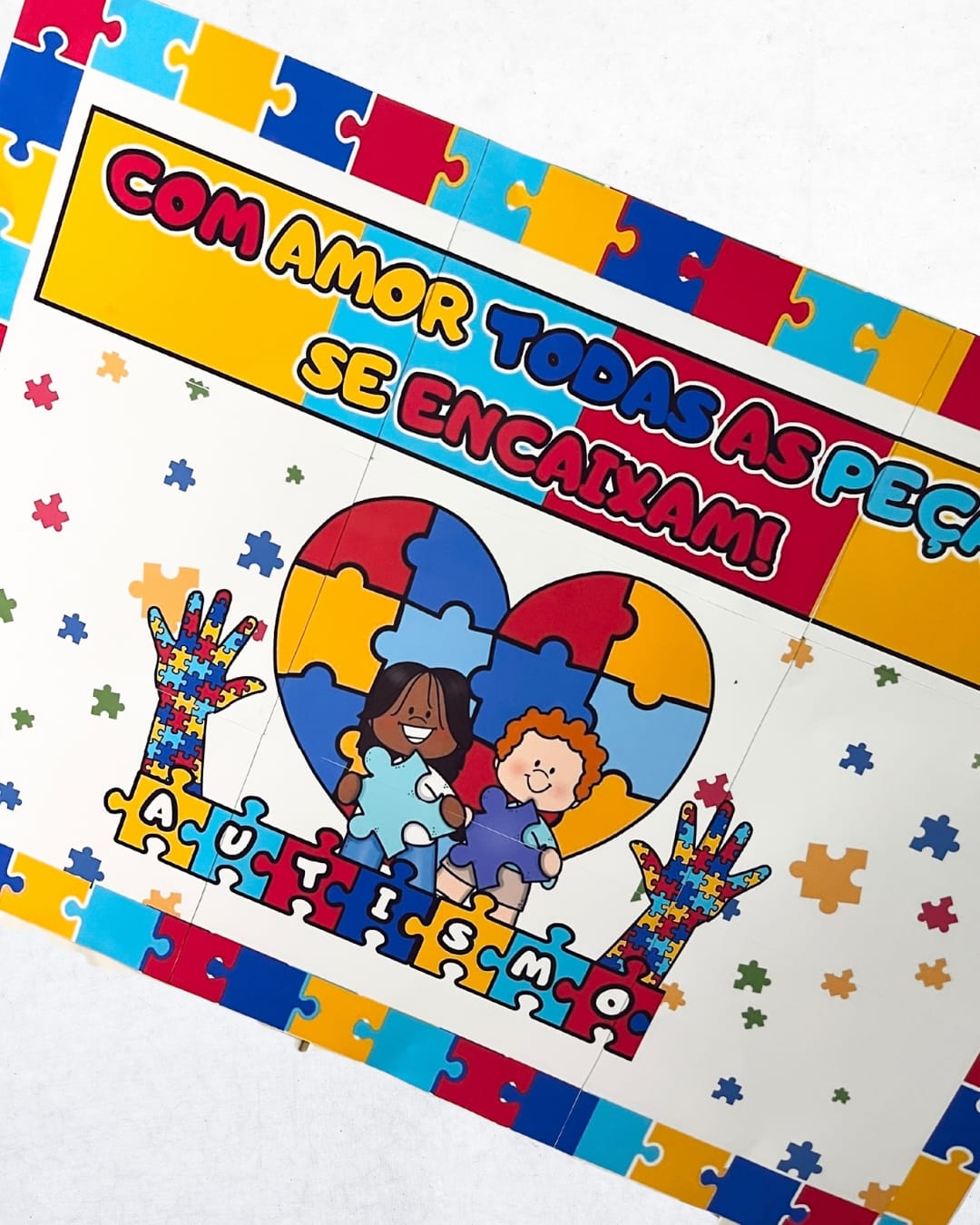 Painel - Autismo - Com Amor - Inclusão e Diversidade - Pedagogia de Ideias Painel - Autismo - Com Amor - Inclusão e Diversidade