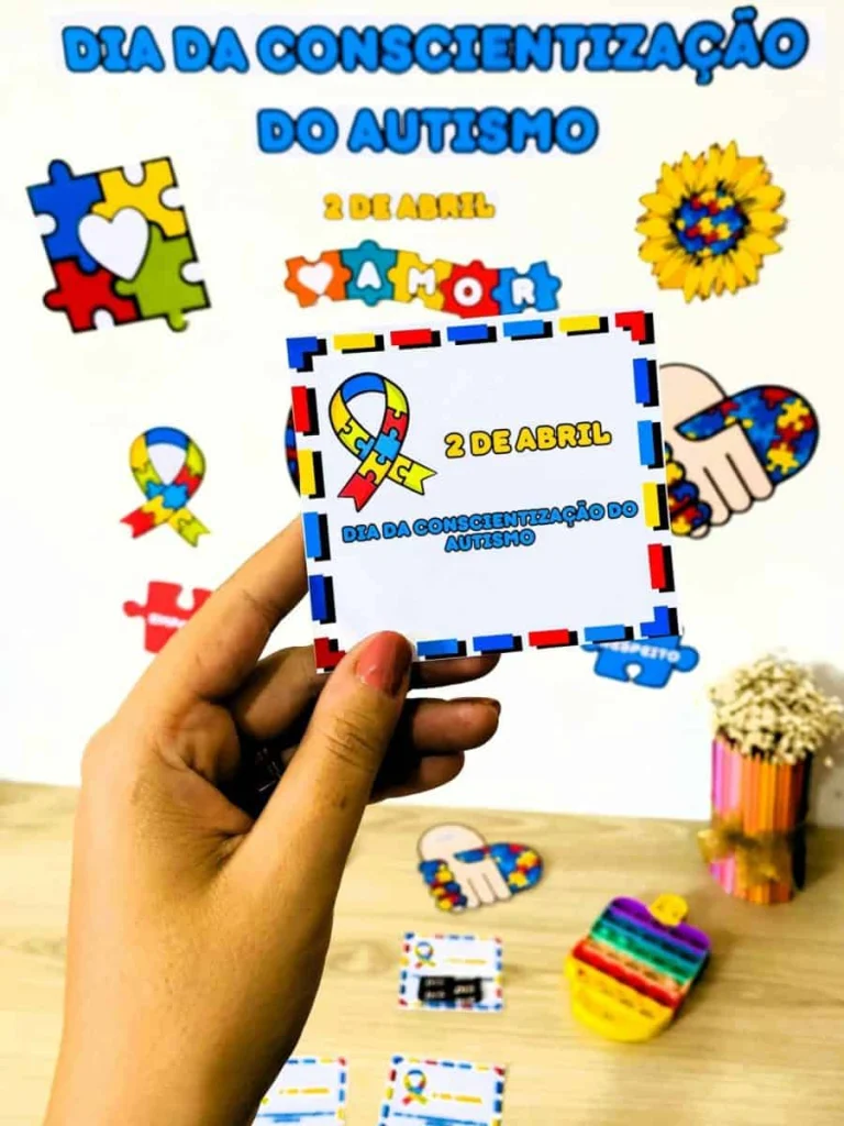 Painel de Conscientização do Autismo com Cartões — foto 5
