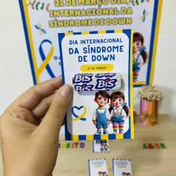 Material informativo sobre o Dia Internacional da Síndrome de Down.