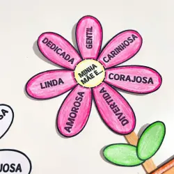Flor de papel com palavras de amor para mãe, feita à mão com cores vibrantes.