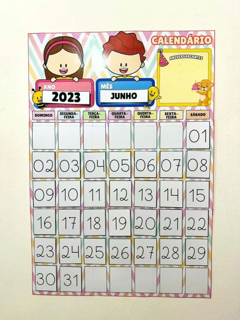 Calendário de Parede Interativo com Peças Móveis — foto 5