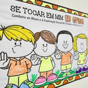 Cartaz Colaborativo para Colorir - Maio Laranja - Maio Laranja