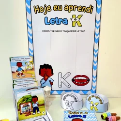 Atividade educativa com letras e desenhos para crianças na pedagogia de ideias.