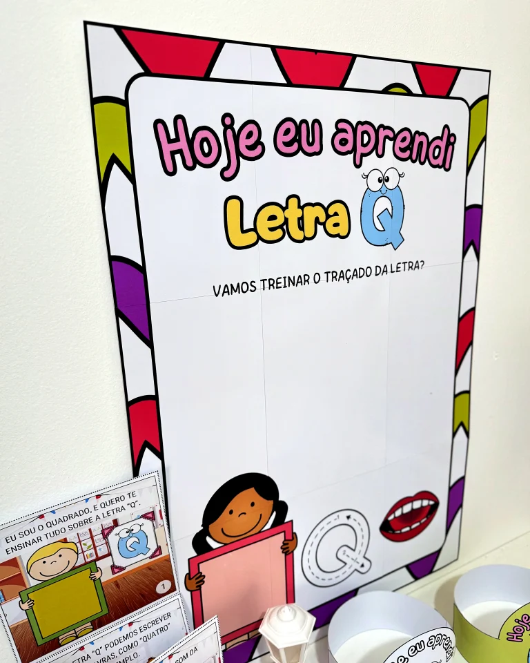 Kit História na Caixa e Cartaz Letra Q — foto 7