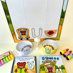 Material pedagógico para ensinar a letra U com ursinho e elementos divertidos.