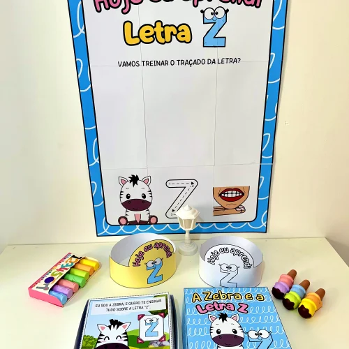 Atividade educativa com a letra Z e personagens de zebra e zebra com óculos.