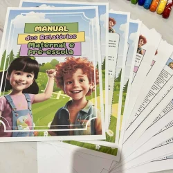 Capa do manual de relatórios para maternal e pré-escola com crianças sorrindo.