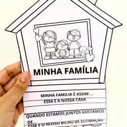 Desenho de uma casa com uma família dentro, para o projeto Flipbook Minha Família.