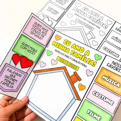 Atividades educativas para crianças sobre a família e momentos especiais.