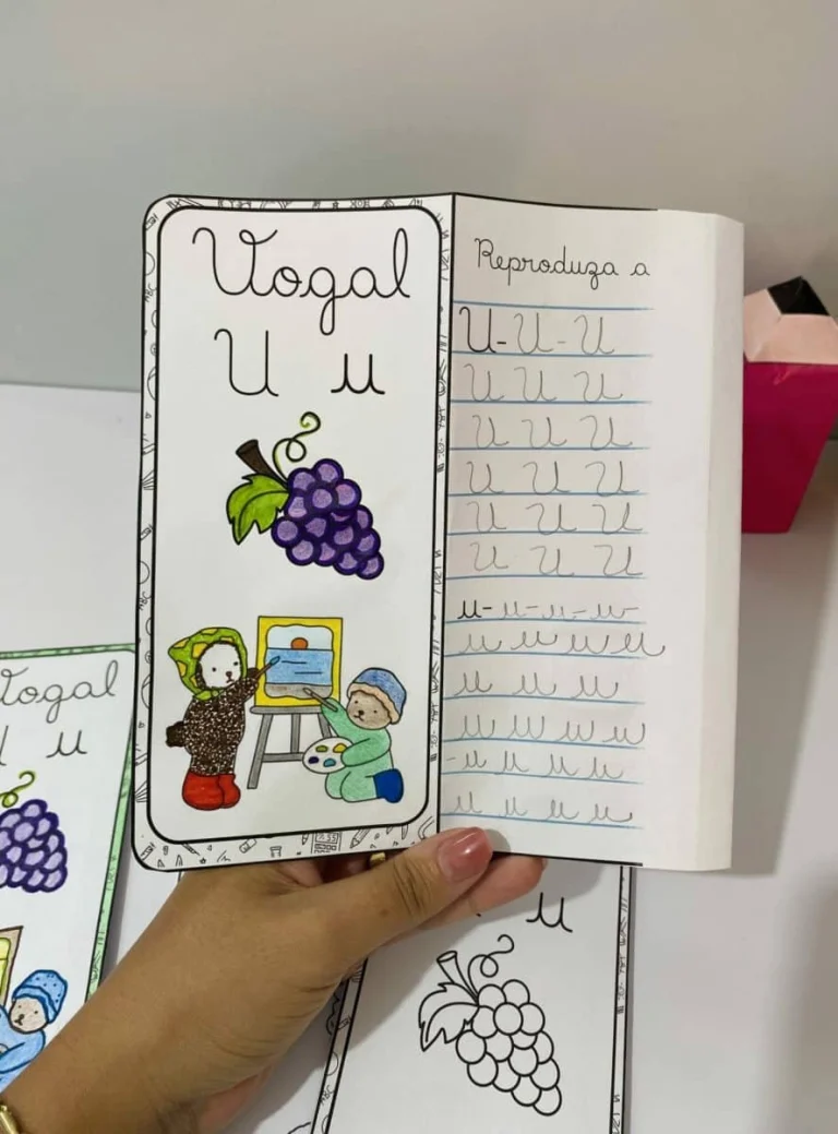 Livreto das Vogais Cursivas Bobbie Goods — foto 6
