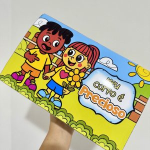 Livro 3D “Meu Corpo é Precioso” - Maio Laranja - Pedagogia de Ideias Livro 3D “Meu Corpo é Precioso” - Maio Laranja