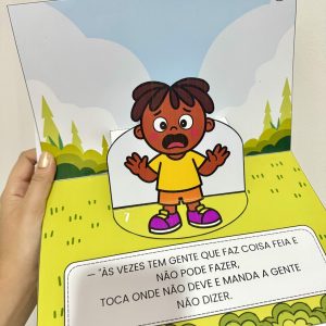 Livro 3D “Meu Corpo é Precioso” - Maio Laranja - Pedagogia de Ideias Livro 3D “Meu Corpo é Precioso” - Maio Laranja