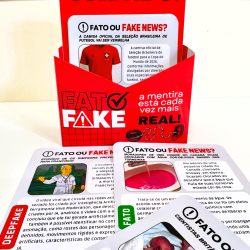 Cartaz de alerta sobre notícias falsas e desinformação no futebol.