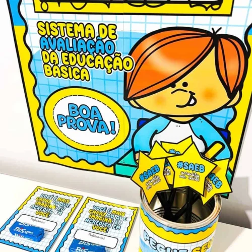 Material de avaliação do SAEB para educação básica com personagem infantil.