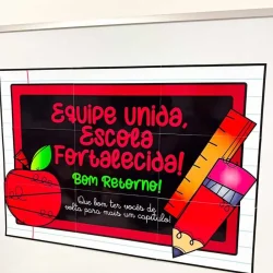 Painel com mensagem de boas-vindas para equipe escolar.