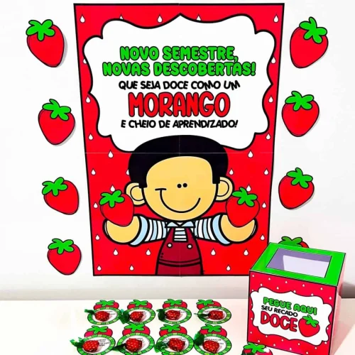 Cartaz de retorno escolar com tema morango e aprendizado.