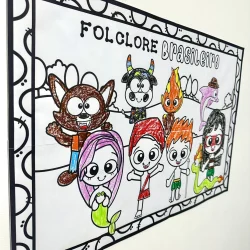 Painel de colorir com personagens do folclore brasileiro para atividades educativas.