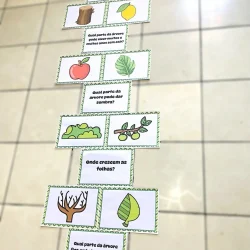 Jogo de perguntas e respostas sobre árvores para crianças.