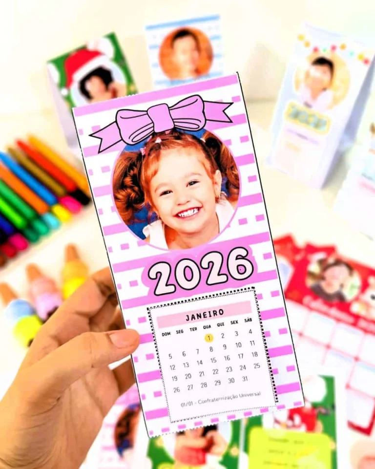 Calendário de Mesa Festivo Personalizável 2026 — foto 11