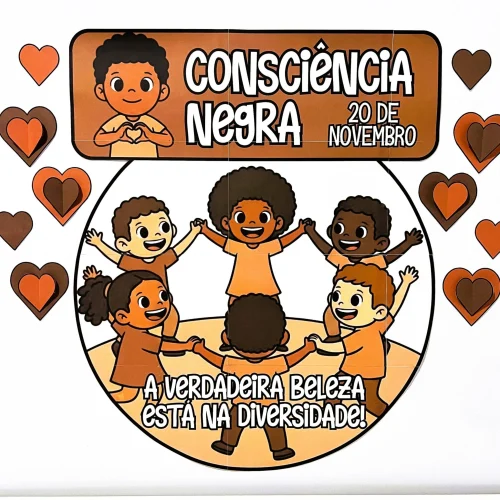 Imagem de crianças diversas celebrando o Dia da Consciência Negra.